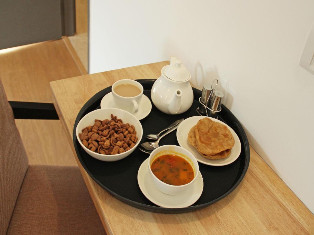 Om Shiv Hotel 马尔冈 外观 照片