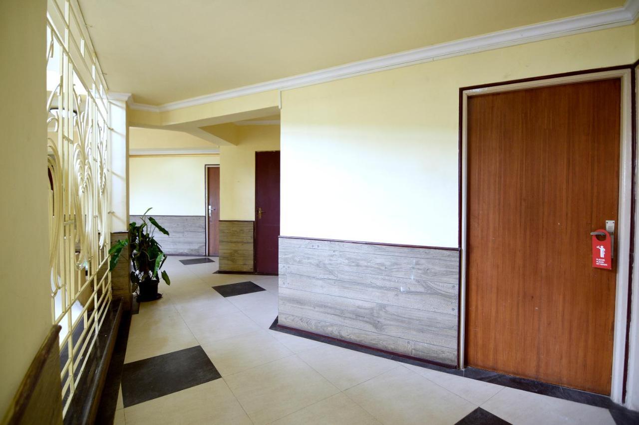 Om Shiv Hotel 马尔冈 外观 照片