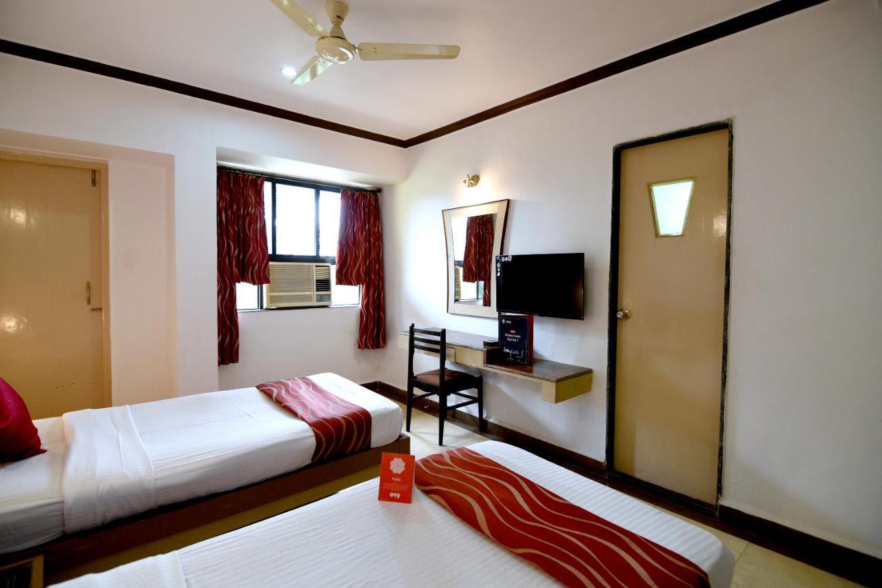 Om Shiv Hotel 马尔冈 外观 照片